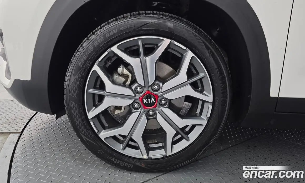 Kia Seltos 2020 1.6 автомат (гидро), фото 5 Kia Seltos 2020 1.6 автомат (гидро), фото 5