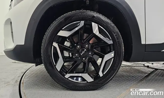 Kia Seltos 2024 1.6 автомат (гидро), миниатюра 5