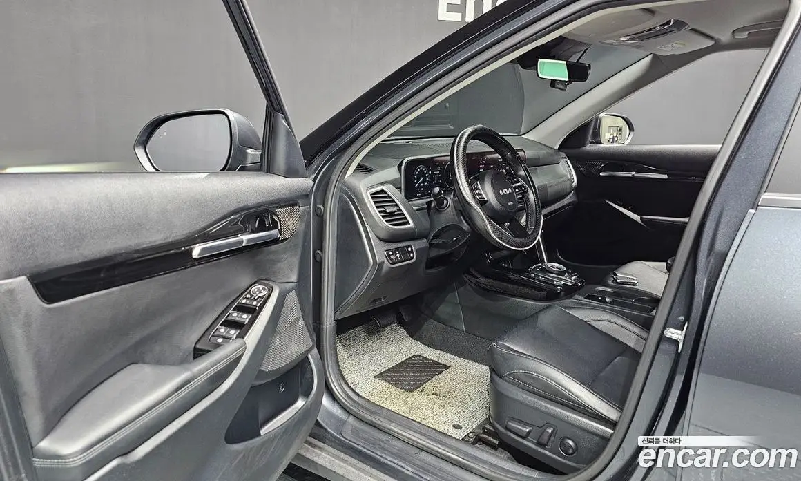 Kia Seltos 2025 1.6 автомат (гидро), фото 13 Kia Seltos 2025 1.6 автомат (гидро), фото 13