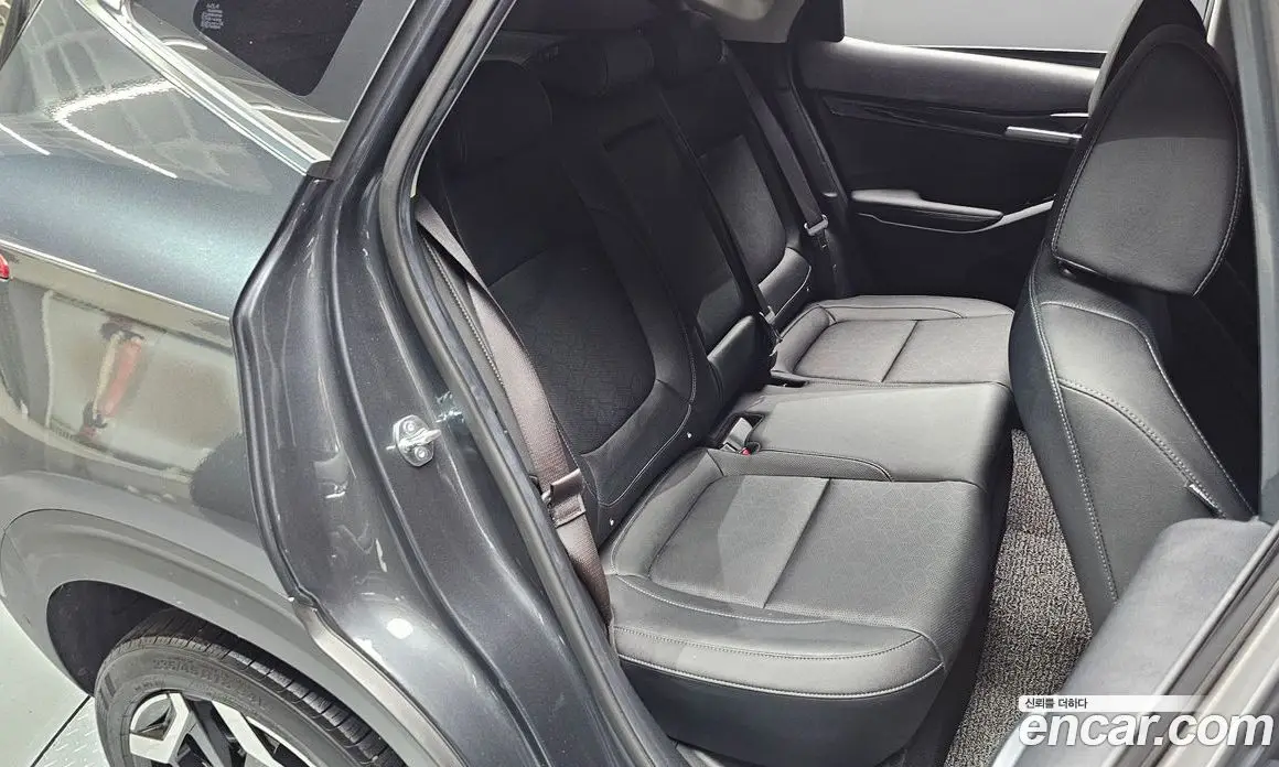 Kia Seltos 2025 1.6 автомат (гидро), фото 18 Kia Seltos 2025 1.6 автомат (гидро), фото 18
