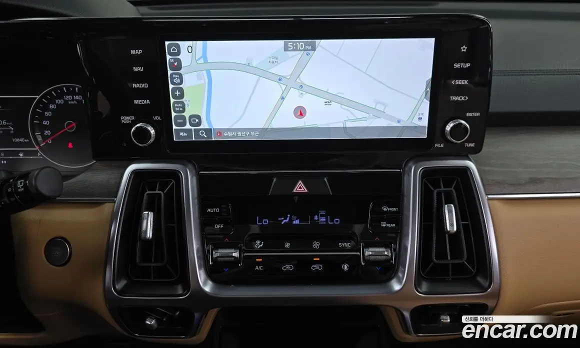 Kia Sorento 2022 2.2 автомат (гидро), фото 13