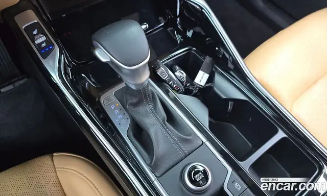 Kia Sorento 2022 2.2 автомат (гидро), миниатюра 9