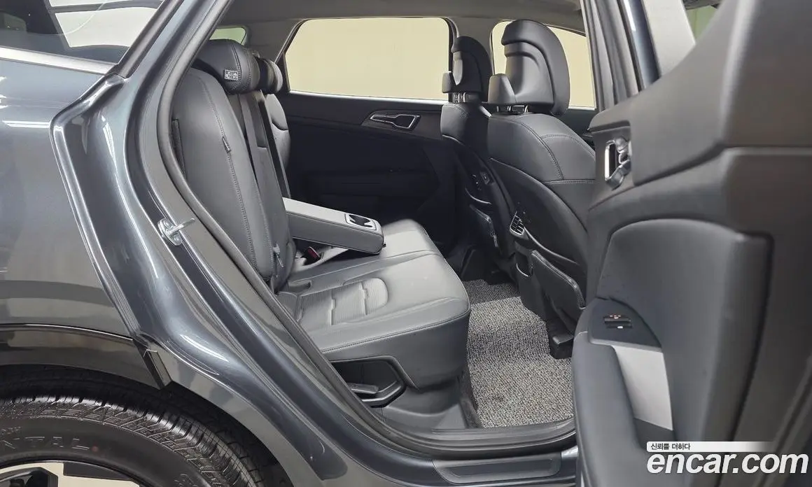 Kia Sportage 2025 1.6 автомат (гидро), фото 17 Kia Sportage 2025 1.6 автомат (гидро), фото 17