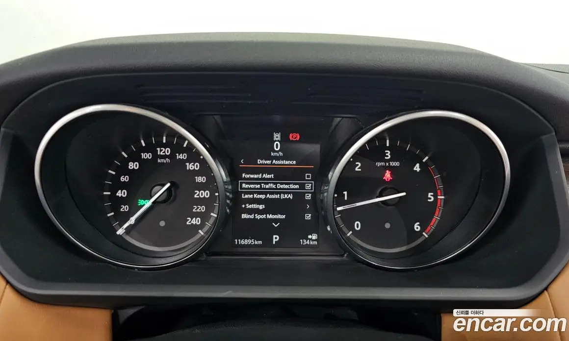 Land Rover Discovery 2017 3.0 автомат (гидро), фото 11