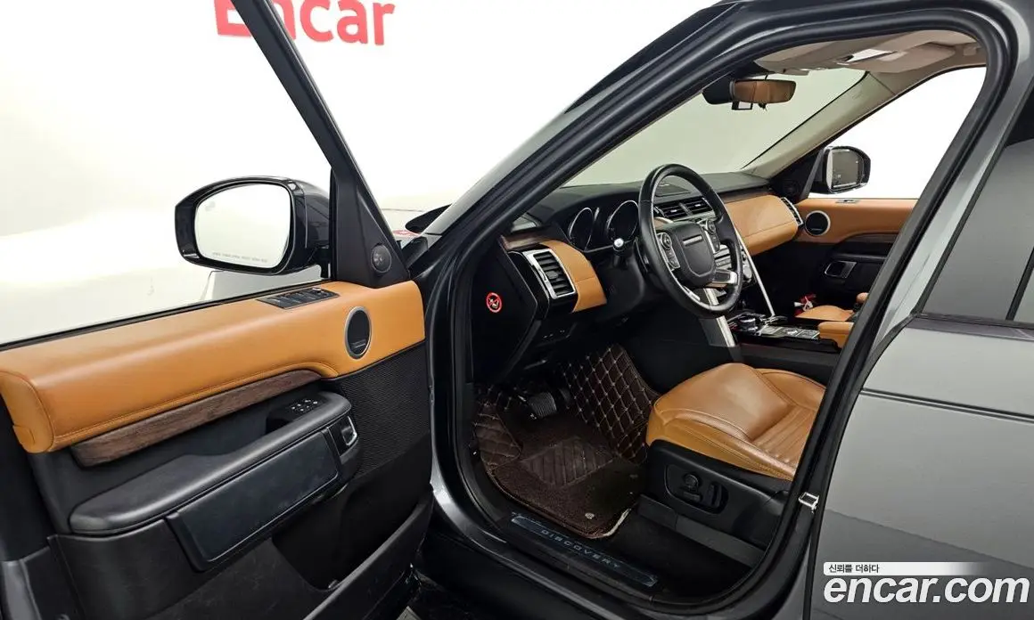 Land Rover Discovery 2017 3.0 автомат (гидро), фото 13
