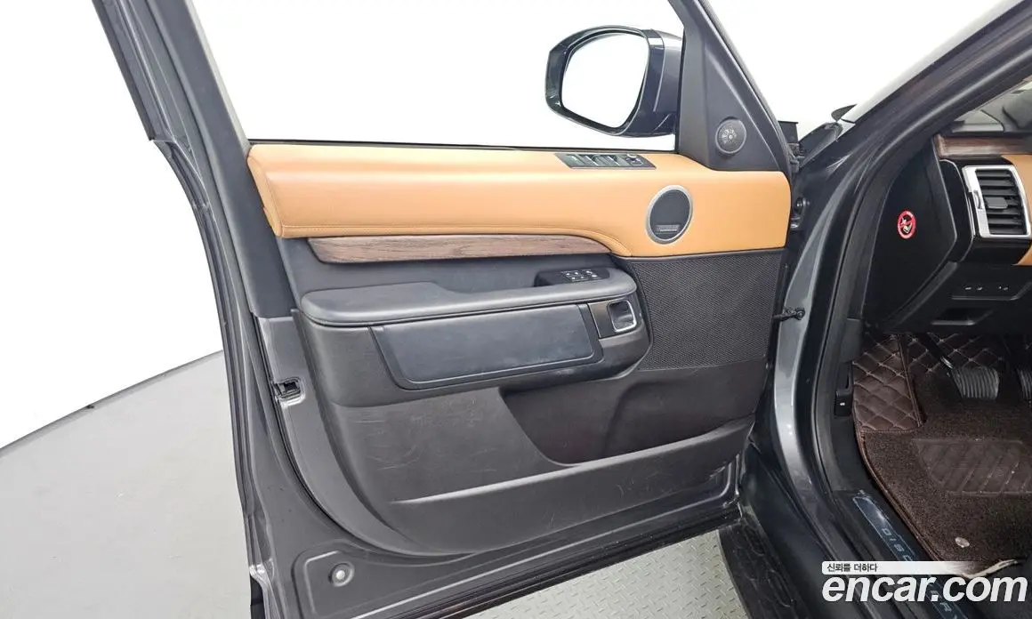 Land Rover Discovery 2017 3.0 автомат (гидро), фото 14