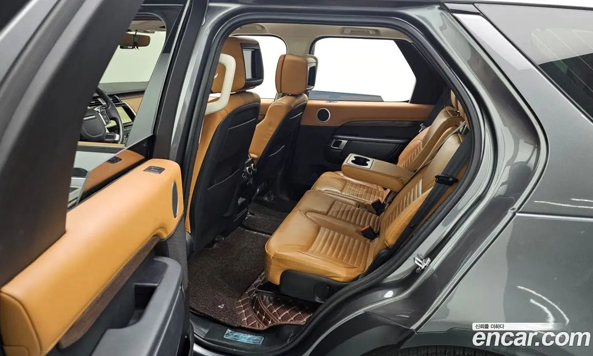 Land Rover Discovery 2017 3.0 автомат (гидро), фото 17
