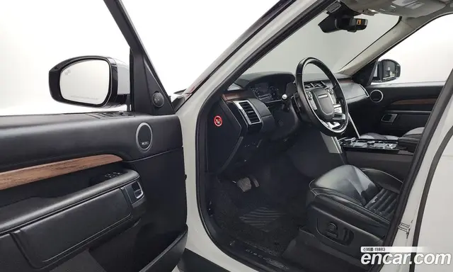 Land Rover Discovery 2018 3.0 автомат (гидро), миниатюра 12