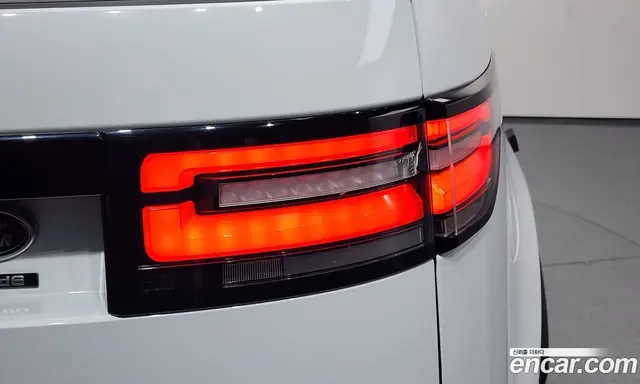 Land Rover Discovery 2018 3.0 автомат (гидро), миниатюра 8 Land Rover Discovery 2018 3.0 автомат (гидро), миниатюра 8