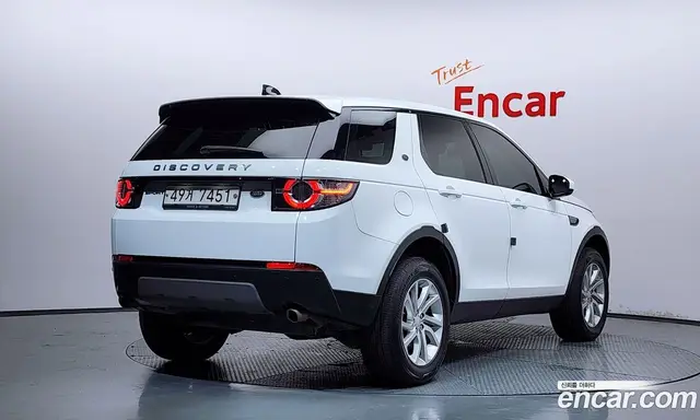 Land Rover Discovery Sport 2017 2.0 автомат (гидро), миниатюра 2 Land Rover Discovery Sport 2017 2.0 автомат (гидро), миниатюра 2