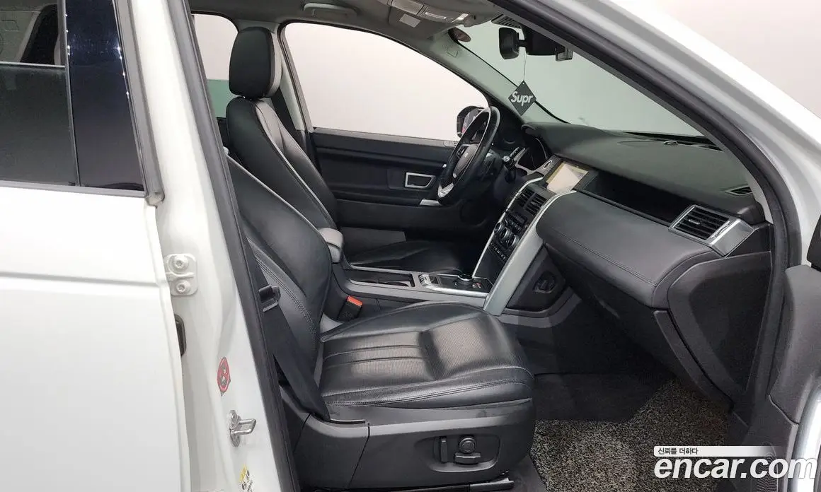 Land Rover Discovery Sport 2017 2.0 автомат (гидро), фото 16 Land Rover Discovery Sport 2017 2.0 автомат (гидро), фото 16