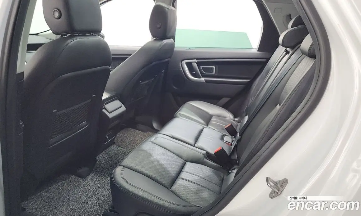 Land Rover Discovery Sport 2017 2.0 автомат (гидро), фото 17 Land Rover Discovery Sport 2017 2.0 автомат (гидро), фото 17