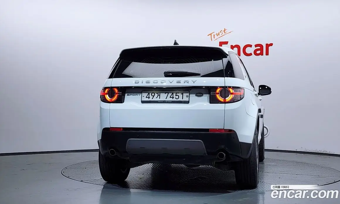 Land Rover Discovery Sport 2017 2.0 автомат (гидро), фото 4 Land Rover Discovery Sport 2017 2.0 автомат (гидро), фото 4