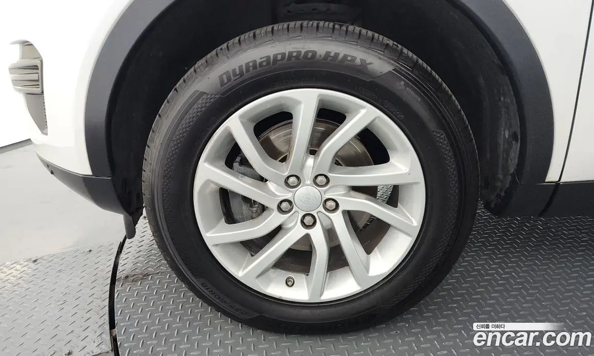 Land Rover Discovery Sport 2017 2.0 автомат (гидро), фото 5 Land Rover Discovery Sport 2017 2.0 автомат (гидро), фото 5
