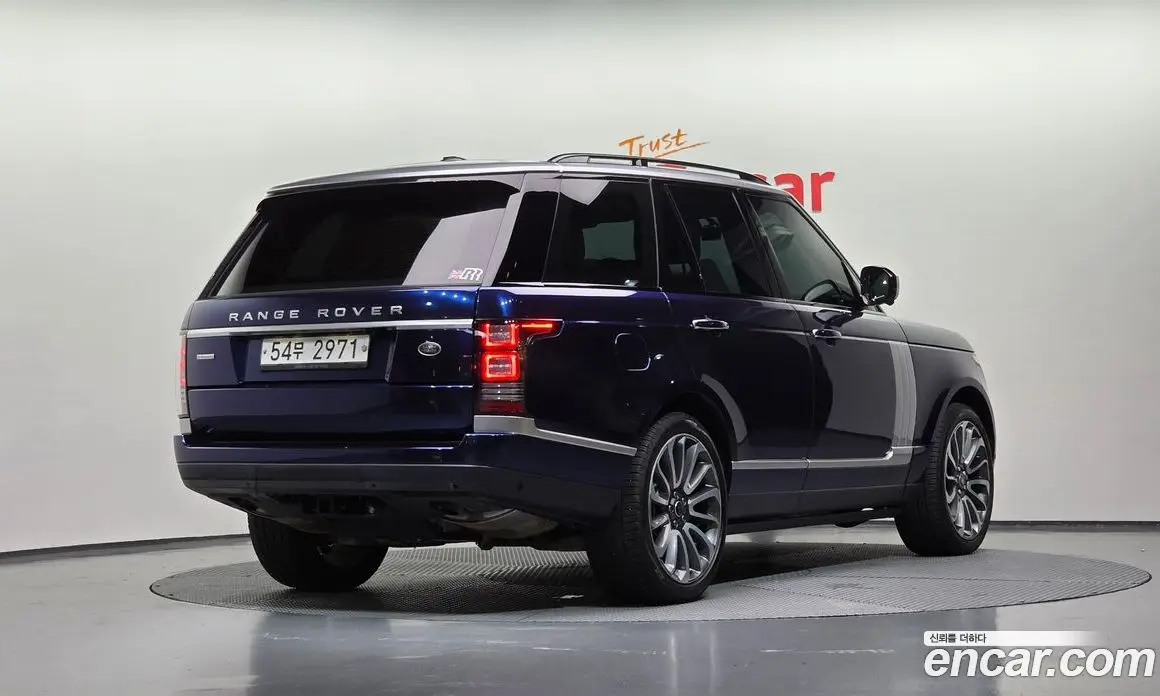 Land Rover Range Rover 2015 5.0 автомат (гидро), фото 1 Land Rover Range Rover 2015 5.0 автомат (гидро), фото 1