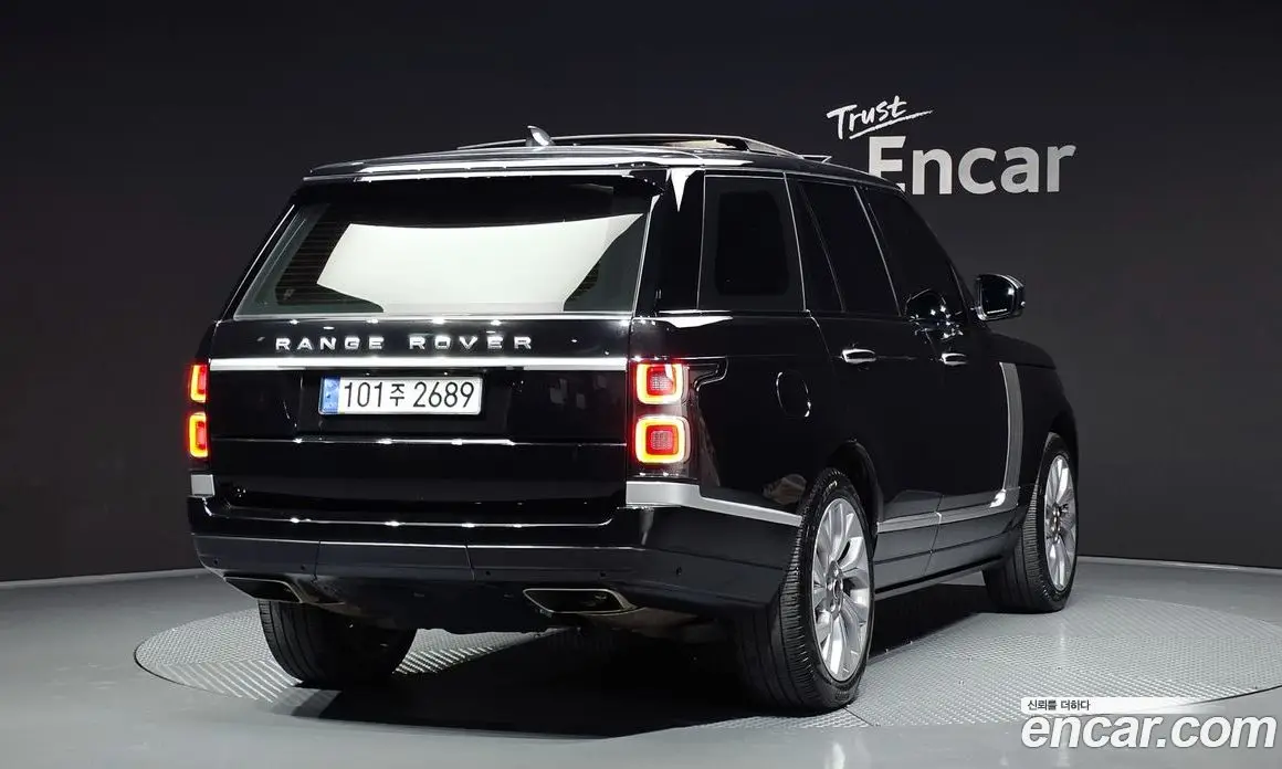 Land Rover Range Rover 2020 4.4 автомат (гидро), фото 2 Land Rover Range Rover 2020 4.4 автомат (гидро), фото 2
