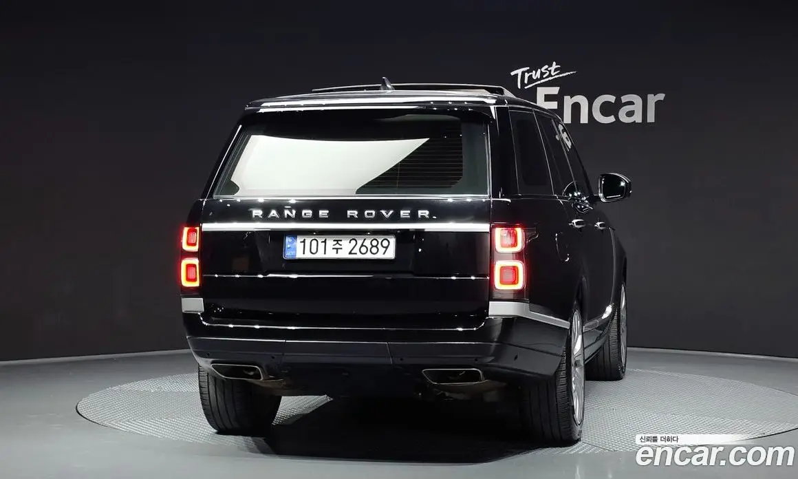 Land Rover Range Rover 2020 4.4 автомат (гидро), фото 4 Land Rover Range Rover 2020 4.4 автомат (гидро), фото 4