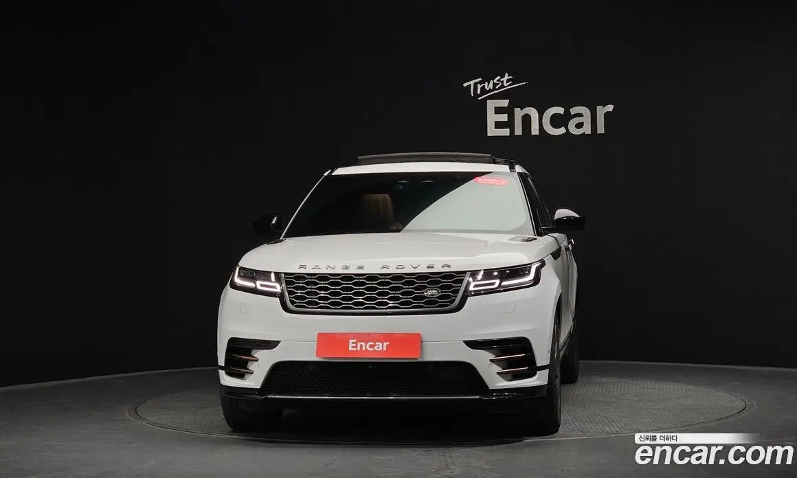 Land Rover Range Rover Velar 2021 3.0 автомат (гидро), фото 2 Land Rover Range Rover Velar 2021 3.0 автомат (гидро), фото 2