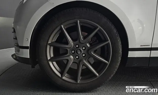 Land Rover Range Rover Velar 2021 3.0 автомат (гидро), миниатюра 4 Land Rover Range Rover Velar 2021 3.0 автомат (гидро), миниатюра 4