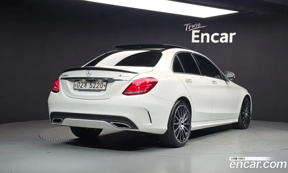 Mercedes-Benz C-Class 2017 2.1 автомат (гидро), фото 2 Mercedes-Benz C-Class 2017 2.1 автомат (гидро), фото 2