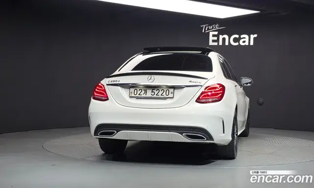 Mercedes-Benz C-Class 2017 2.1 автомат (гидро), миниатюра 4 Mercedes-Benz C-Class 2017 2.1 автомат (гидро), миниатюра 4