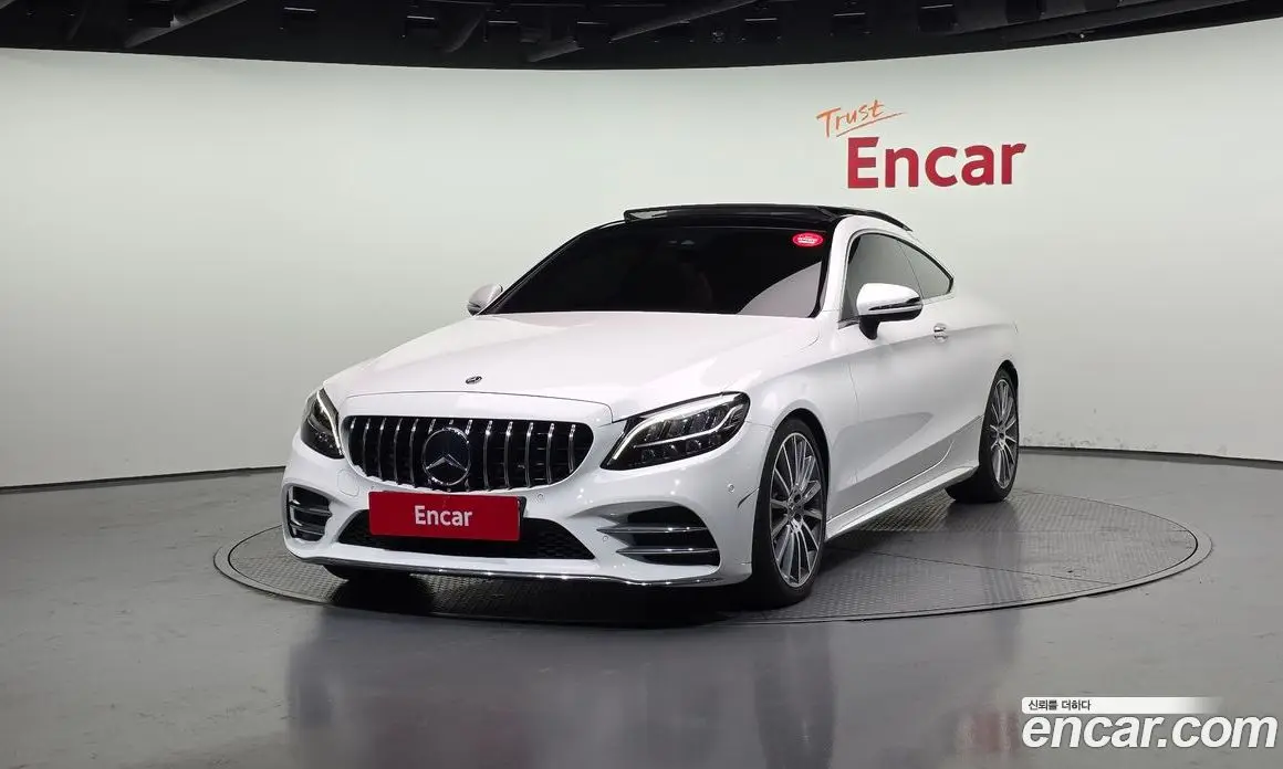 Mercedes-Benz C-Class 2019 1.9 автомат (гидро), фото 1 Mercedes-Benz C-Class 2019 1.9 автомат (гидро), фото 1