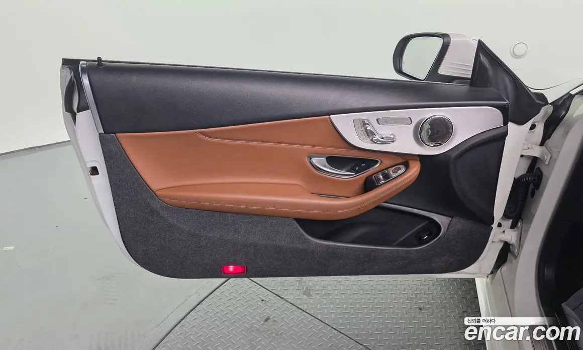 Mercedes-Benz C-Class 2019 1.9 автомат (гидро), фото 14 Mercedes-Benz C-Class 2019 1.9 автомат (гидро), фото 14