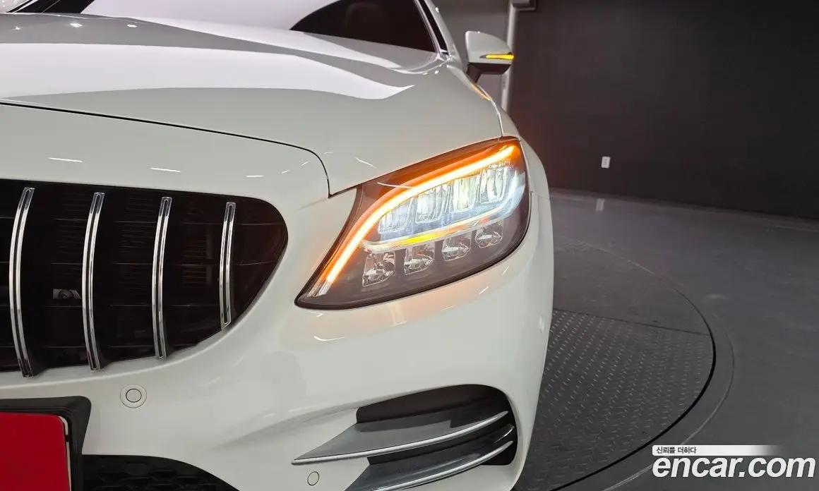 Mercedes-Benz C-Class 2019 1.9 автомат (гидро), фото 8 Mercedes-Benz C-Class 2019 1.9 автомат (гидро), фото 8