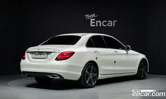 Mercedes-Benz C-Class 2019 1.9 автомат (гидро), миниатюра 2