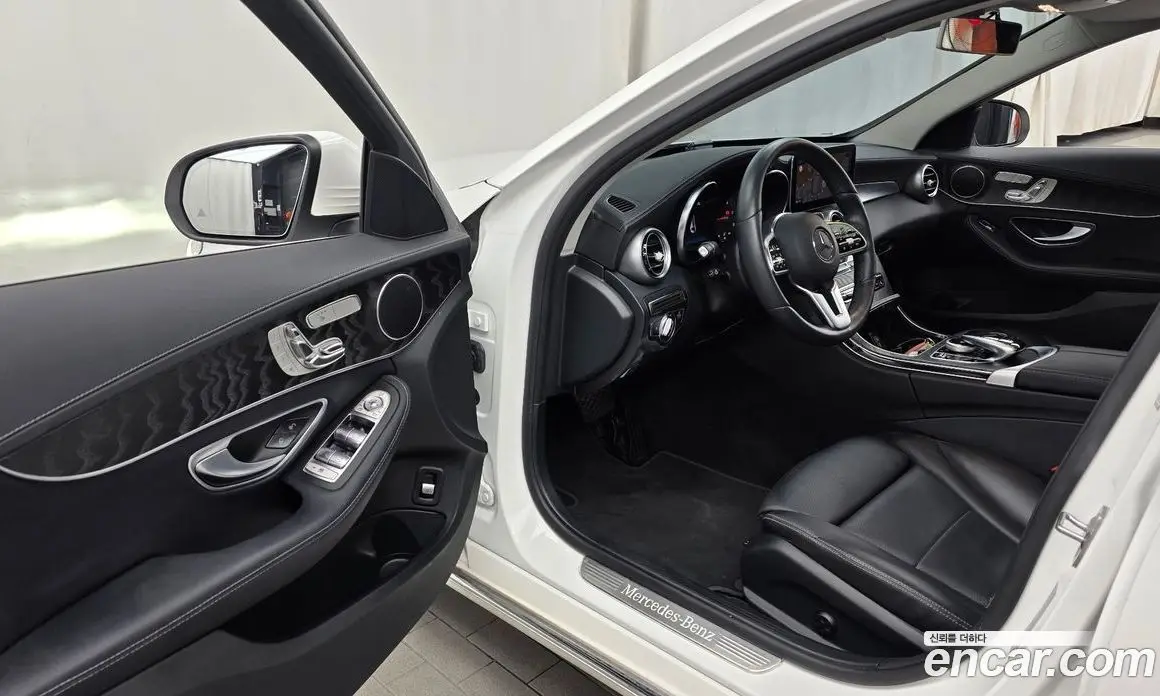 Mercedes-Benz C-Class 2019 1.9 автомат (гидро), фото 13