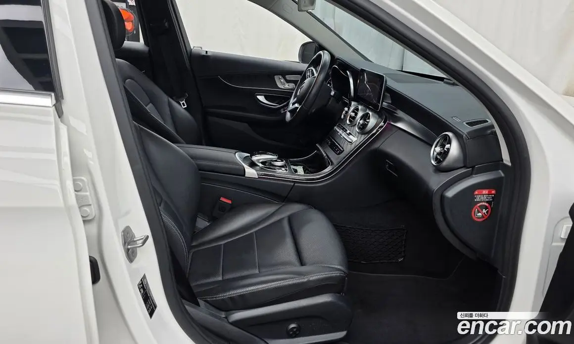 Mercedes-Benz C-Class 2019 1.9 автомат (гидро), фото 16