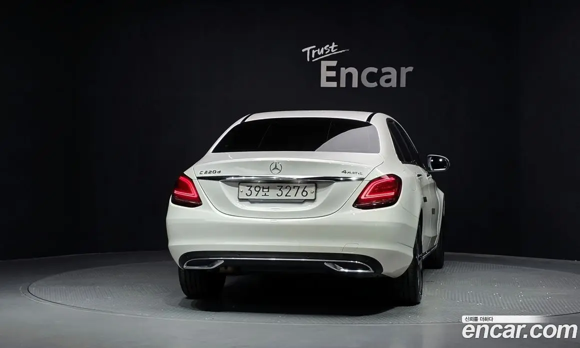 Mercedes-Benz C-Class 2019 1.9 автомат (гидро), фото 4
