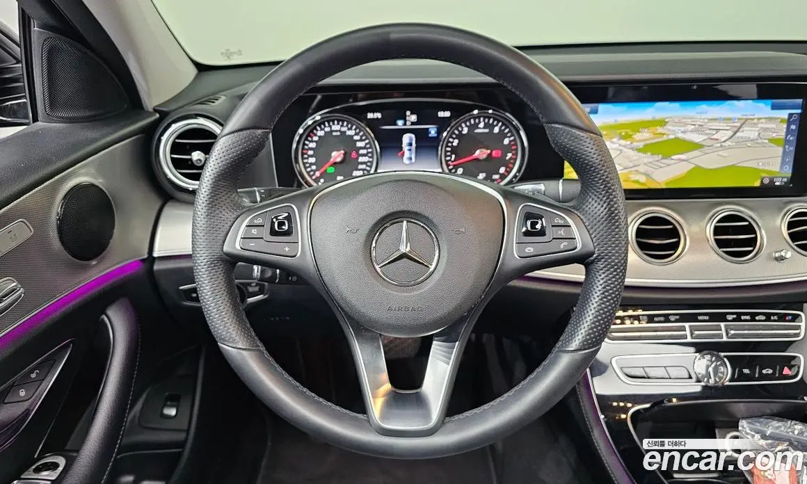 Mercedes-Benz E-Class 2018 2.0 автомат (гидро), фото 19