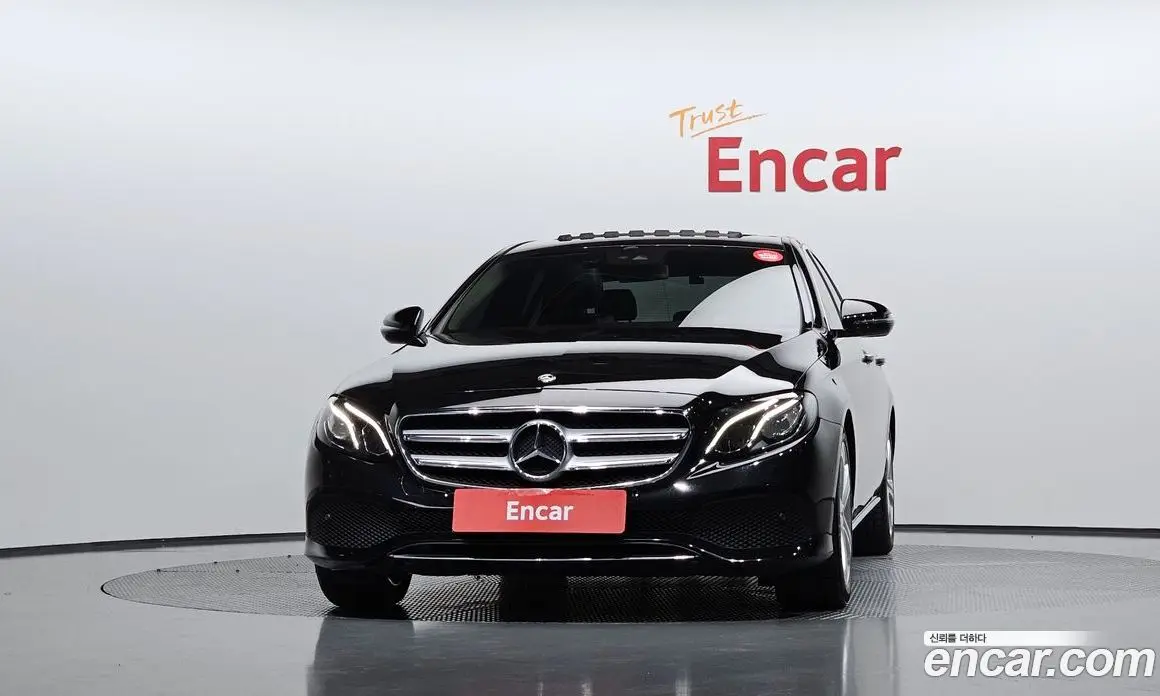Mercedes-Benz E-Class 2018 2.0 автомат (гидро), фото 3
