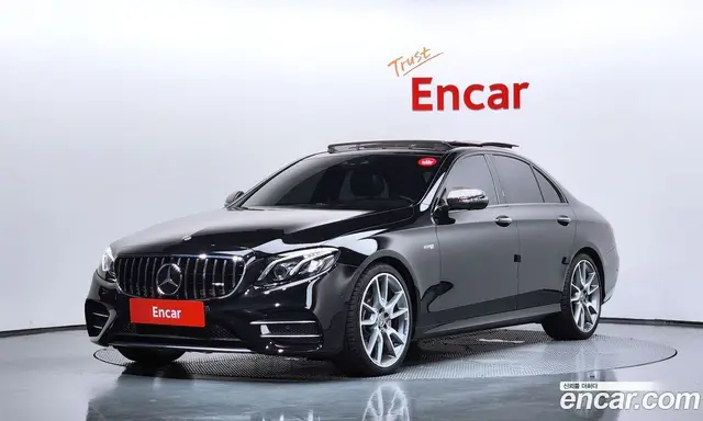 Mercedes-Benz E-Class, 2018, 85 589 км