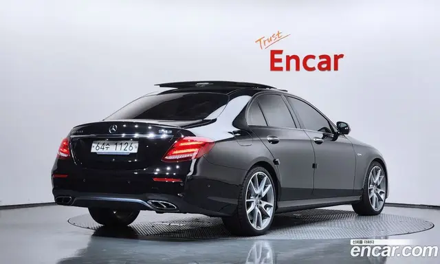 Mercedes-Benz E-Class 2018 3.0 автомат (гидро), миниатюра 2