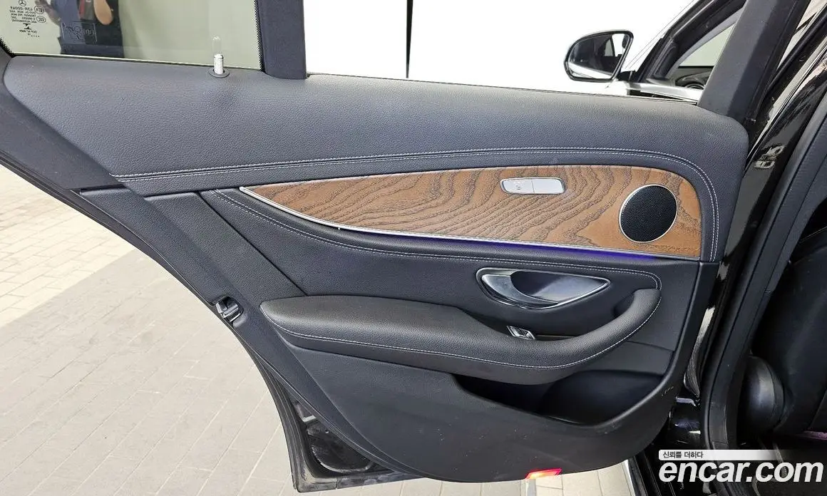 Mercedes-Benz E-Class 2019 1.9 автомат (гидро), фото 15