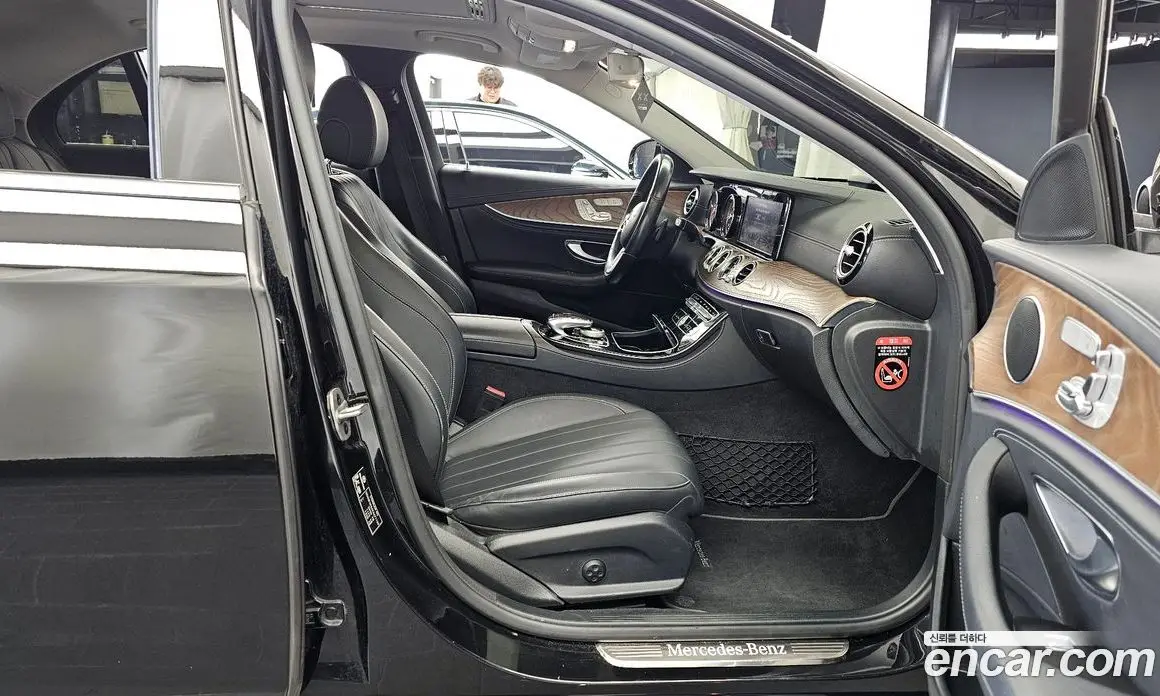 Mercedes-Benz E-Class 2019 1.9 автомат (гидро), фото 17