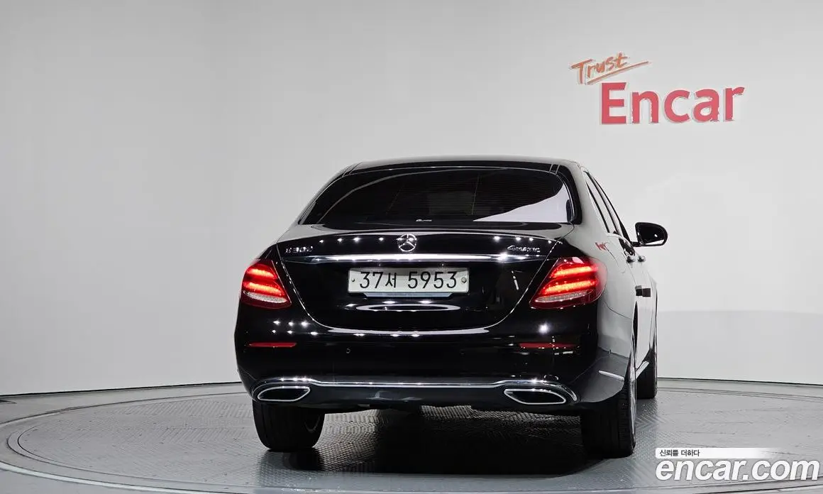 Mercedes-Benz E-Class 2019 1.9 автомат (гидро), фото 4