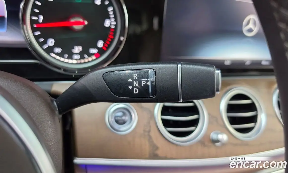 Mercedes-Benz E-Class 2019 1.9 автомат (гидро), фото 12