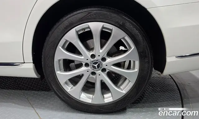 Mercedes-Benz E-Class 2019 1.9 автомат (гидро), миниатюра 7