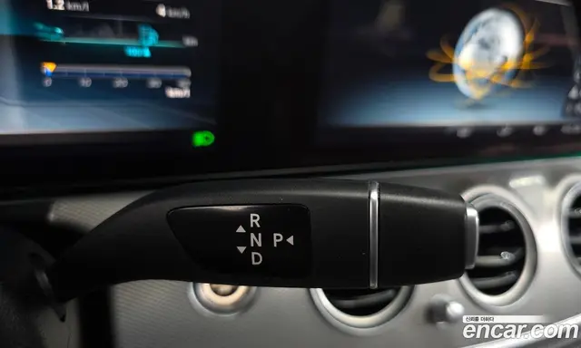 Mercedes-Benz E-Class 2019 2.0 автомат (гидро), миниатюра 12