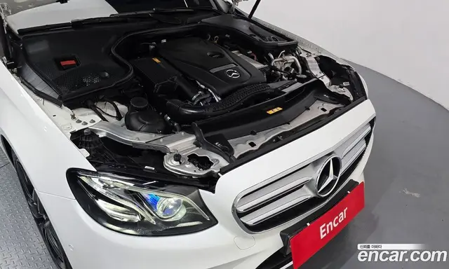 Mercedes-Benz E-Class 2019 2.0 автомат (гидро), миниатюра 6