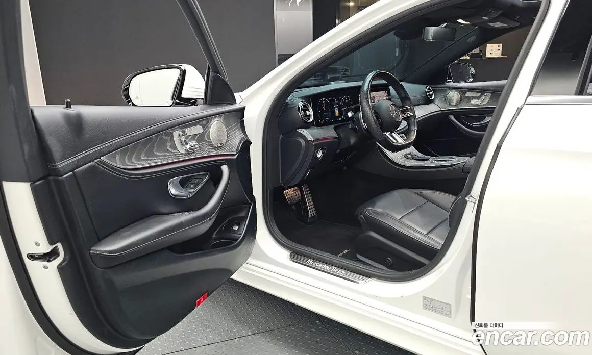 Mercedes-Benz E-Class 2021 2.0 автомат (гидро), фото 13
