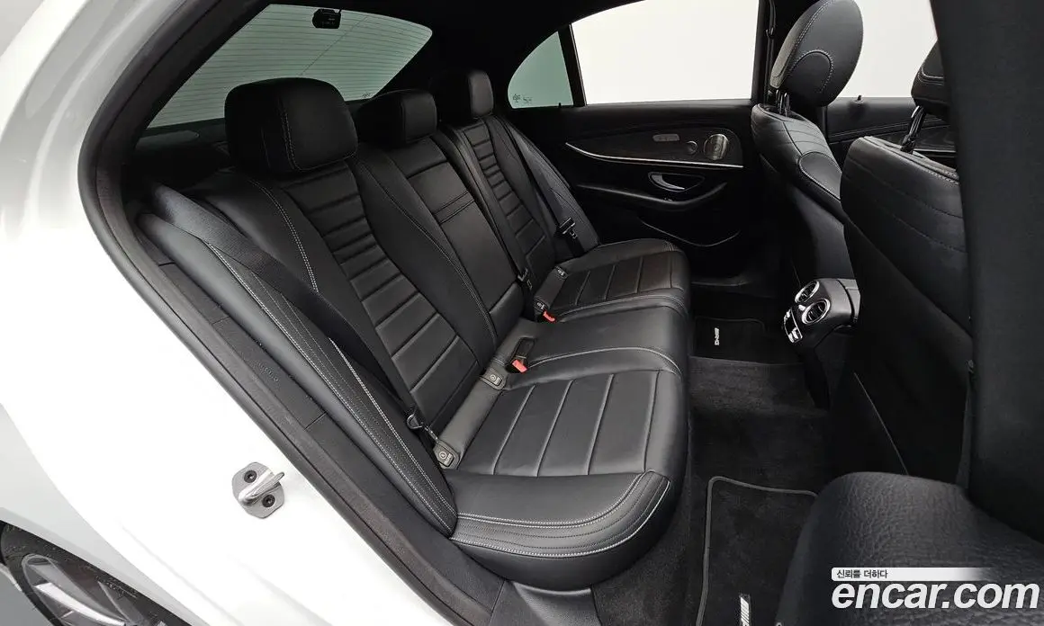 Mercedes-Benz E-Class 2021 2.0 автомат (гидро), фото 18