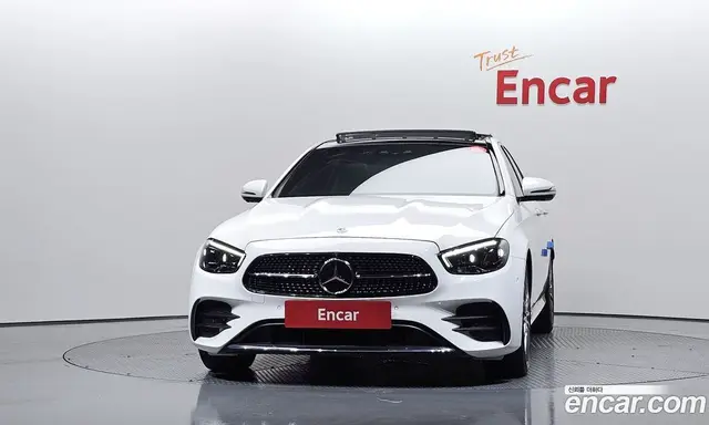 Mercedes-Benz E-Class 2021 2.0 автомат (гидро), миниатюра 3