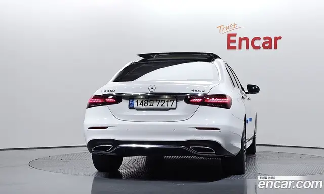 Mercedes-Benz E-Class 2021 2.0 автомат (гидро), миниатюра 4