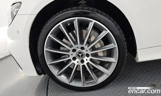 Mercedes-Benz E-Class 2021 3.0 автомат (гидро), миниатюра 4 Mercedes-Benz E-Class 2021 3.0 автомат (гидро), миниатюра 4