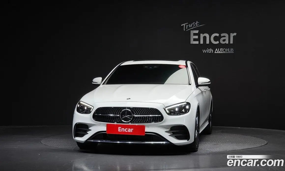 Mercedes-Benz E-Class 2023 2.0 автомат (гидро), фото 3