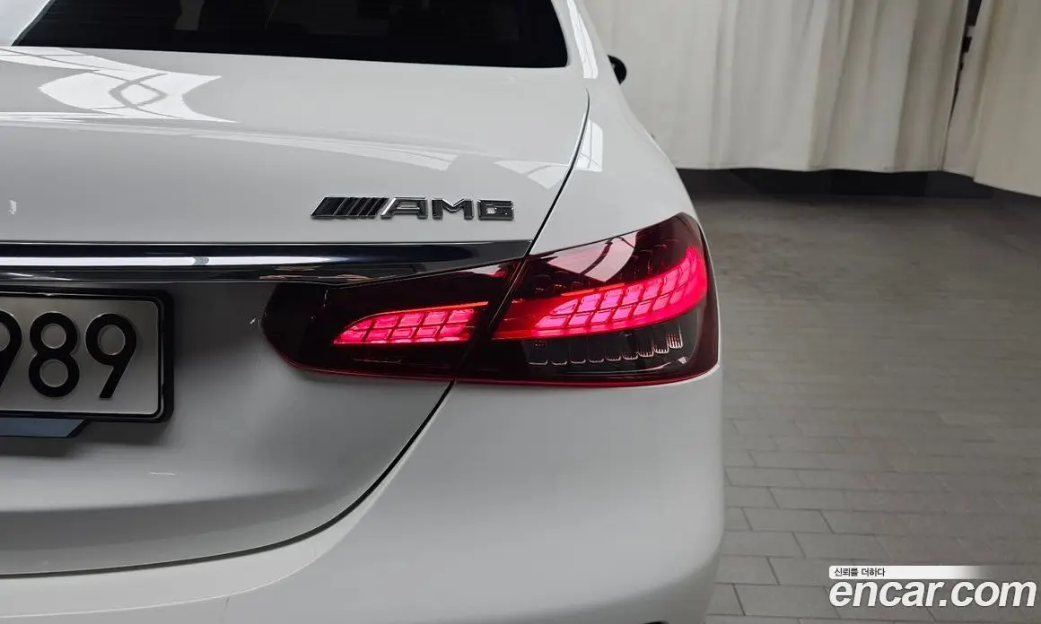Mercedes-Benz E-Class 2023 2.0 автомат (гидро), фото 9